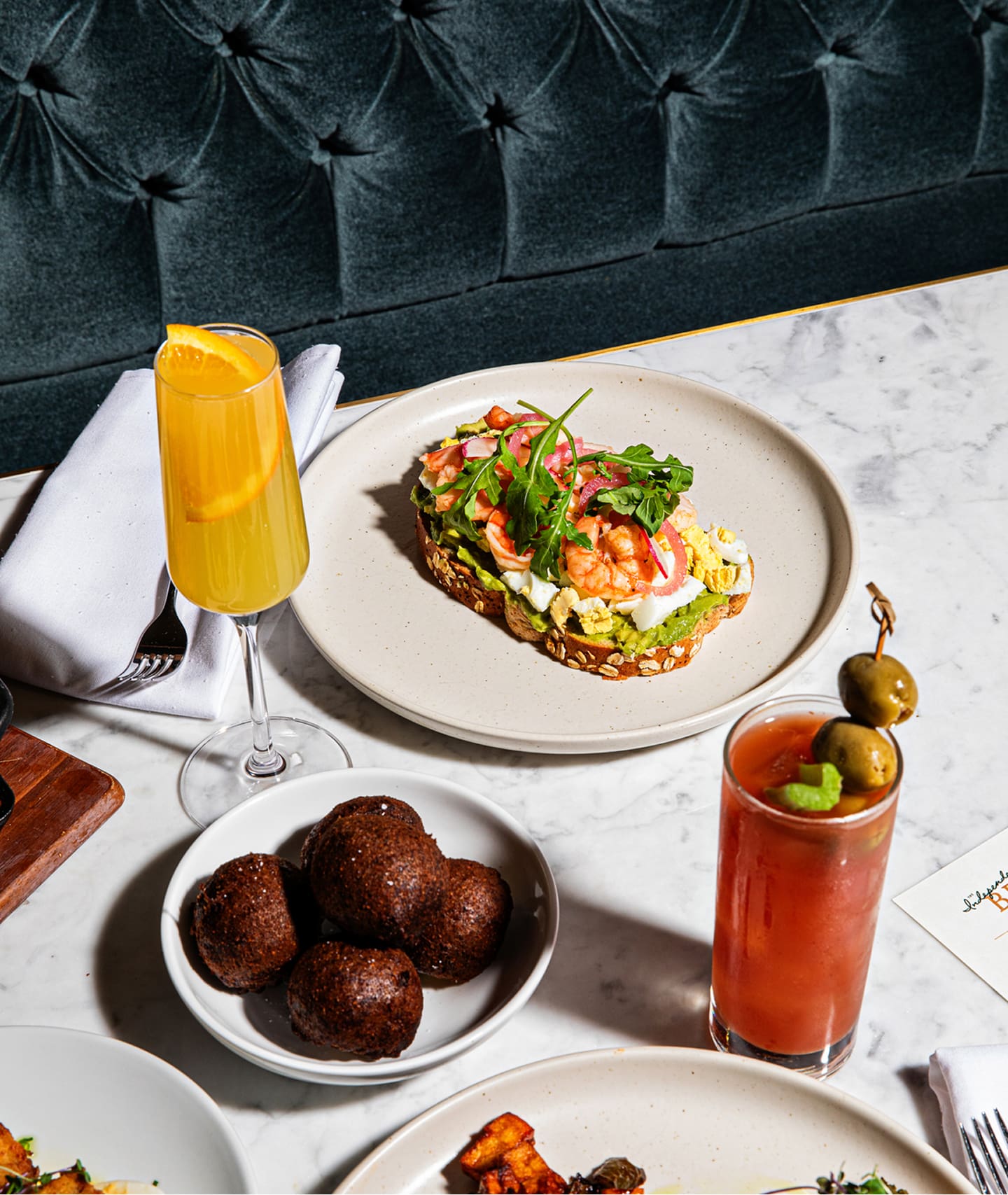 Food and drinks served at table